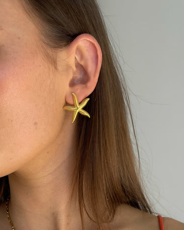 STARFISH STUD EARRINGS GOLD - STUDIO JO STORE